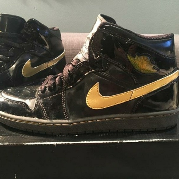 black and gold patent leather 1s
